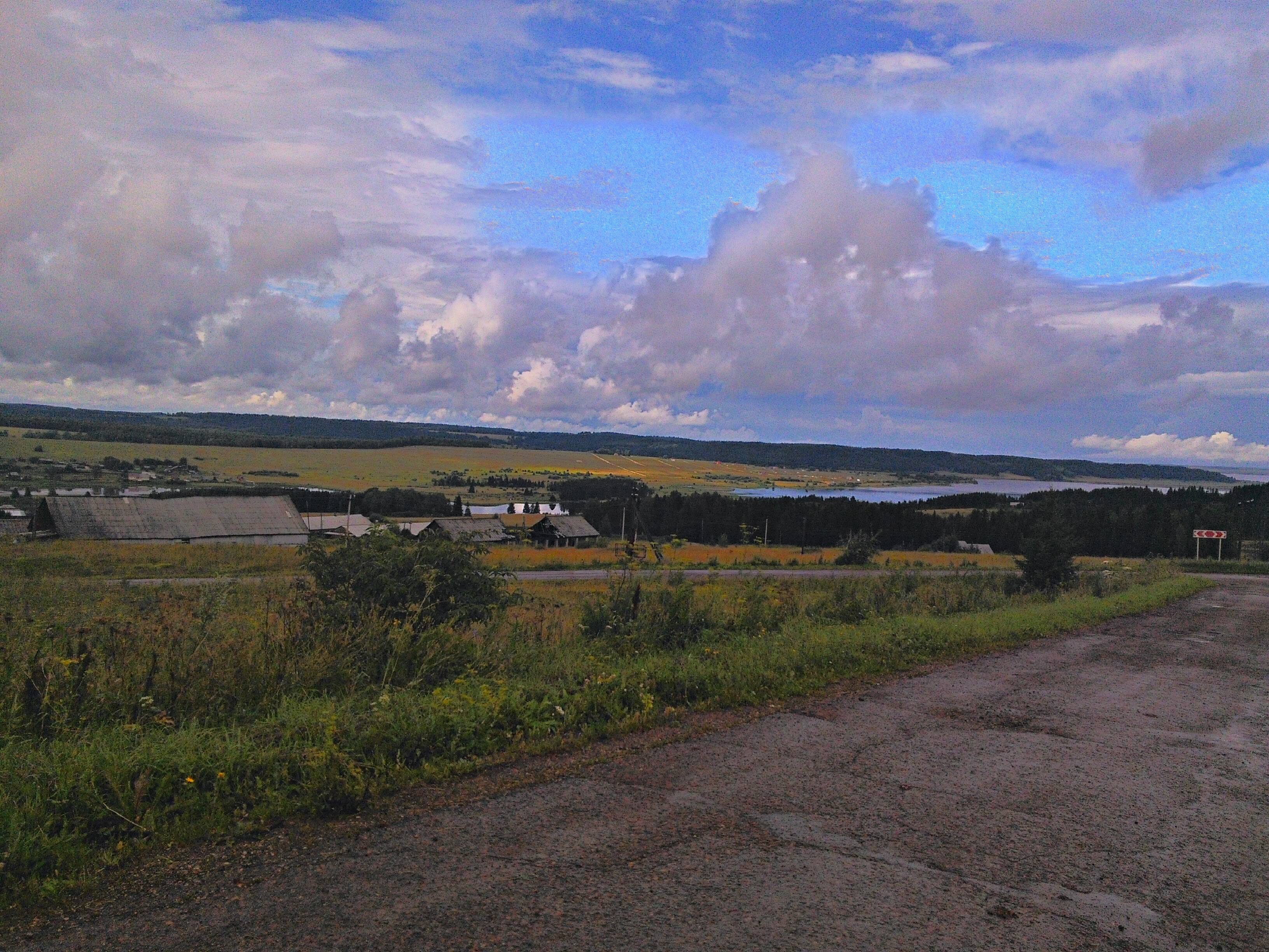 Вид на посёлок с Филотово (близлежайший посёлок)