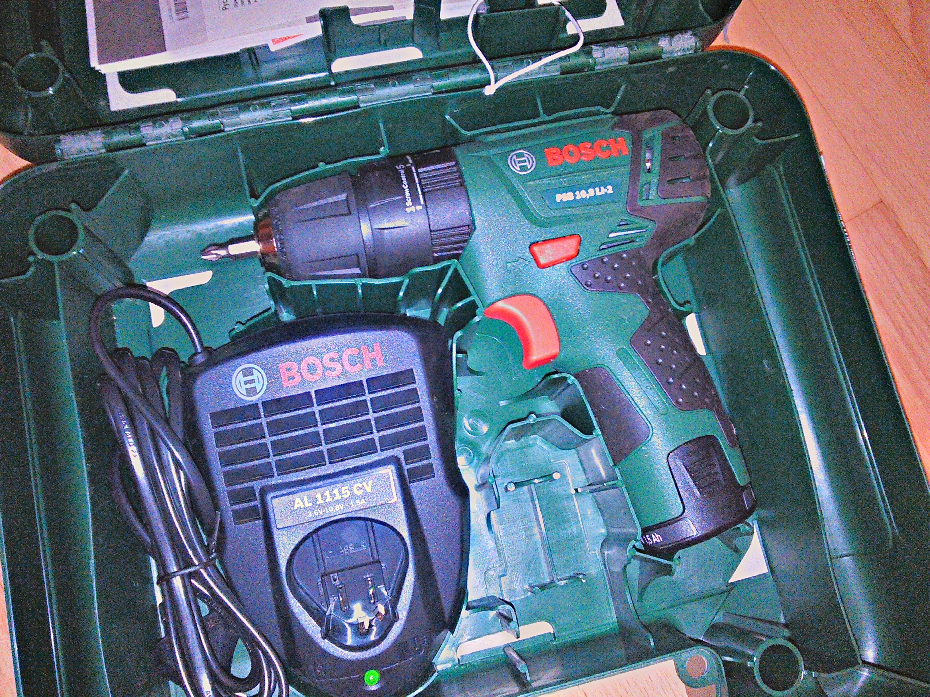 Bosch PSB 10.8 li-2